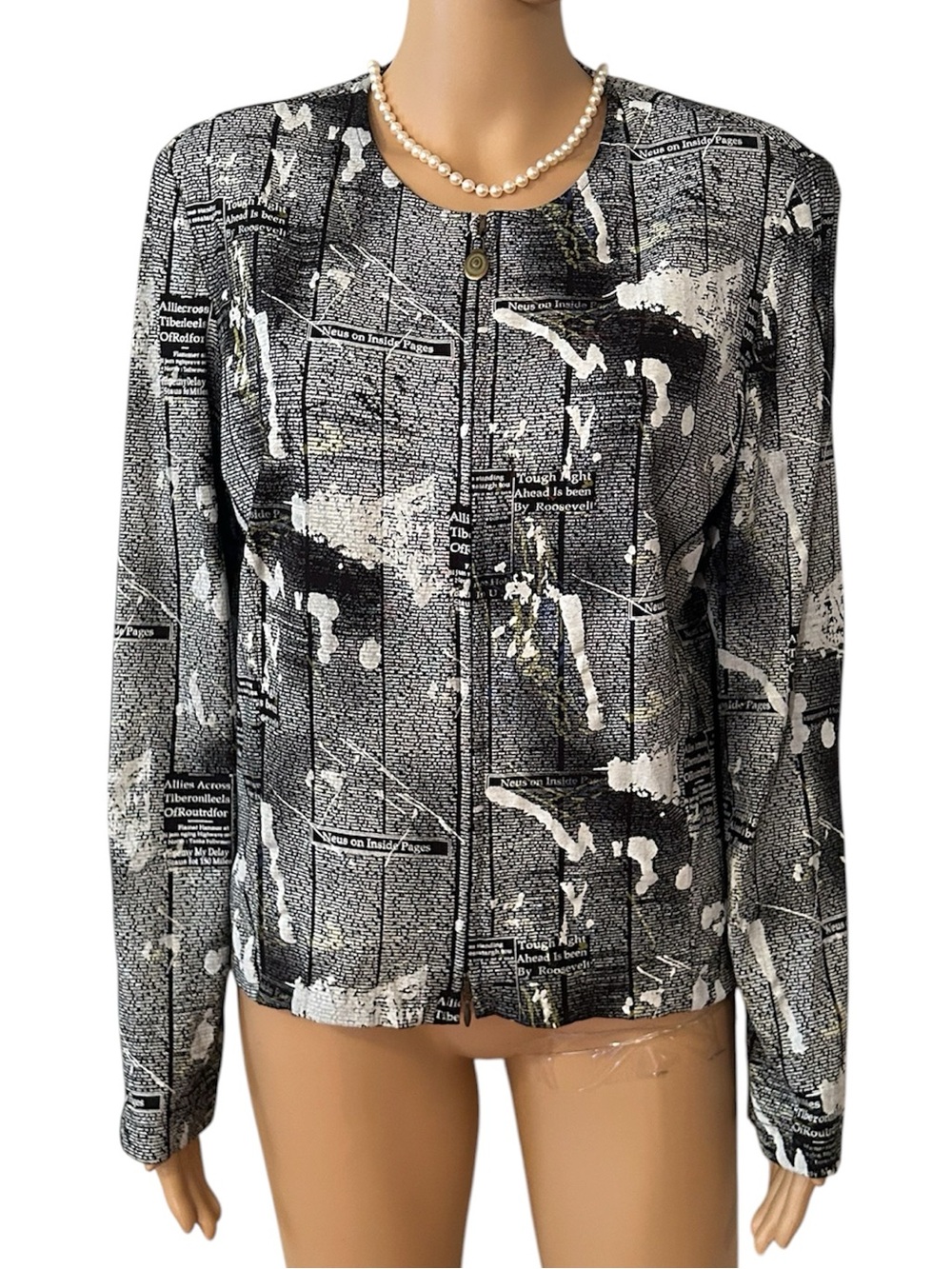 Joseph Ribkoff Women’s Size 12 B&W Newspaper Print Green Shoulder Padded Jacket